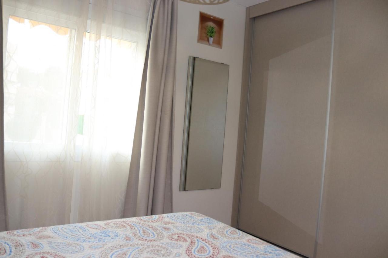 Apartamentos Carihuela Playa, Acogedor, Wifi Y Fibra Optica Torremolinos Buitenkant foto